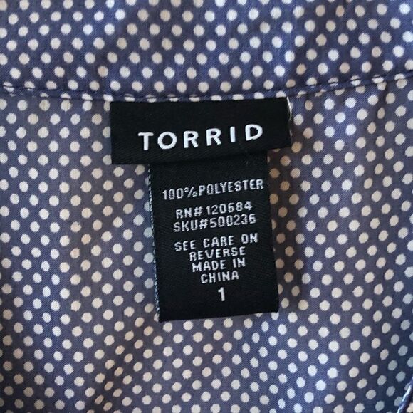 Torrid Sleeveless Blouse - Picture 5 of 6